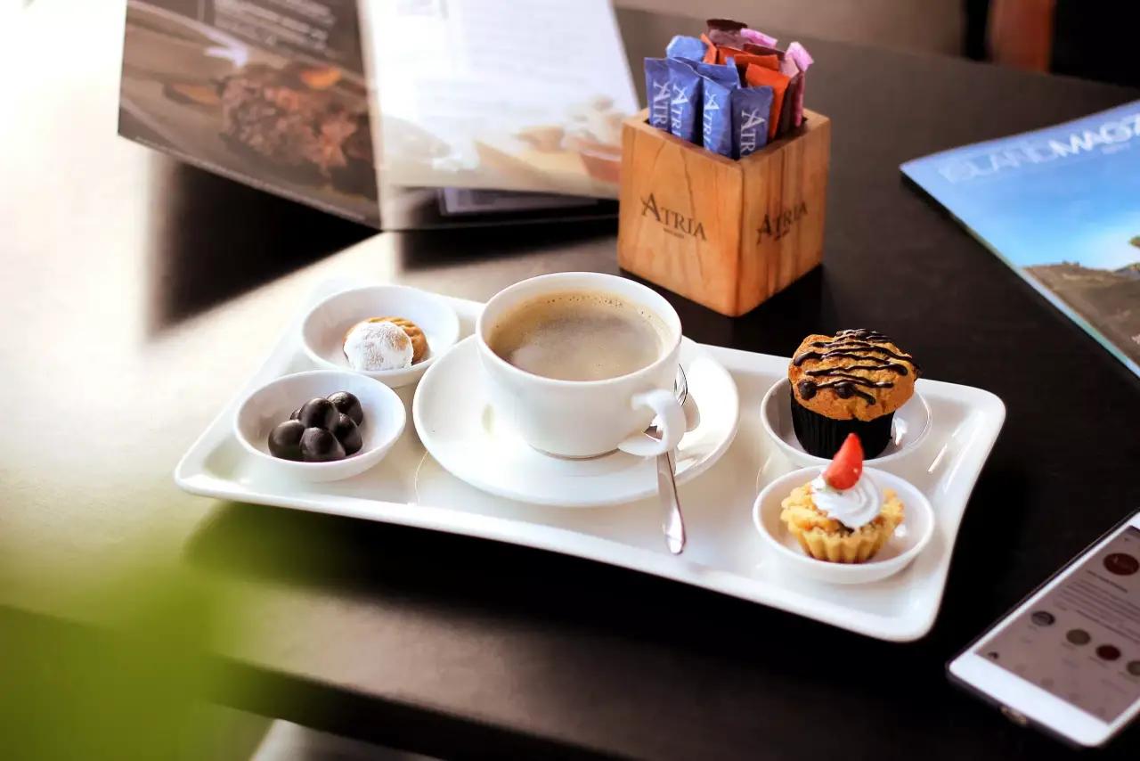 Apakah Coffee Shop Termasuk Bisnis F&B?